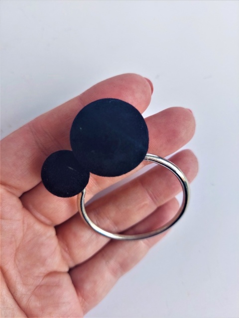 Kpl 3 obrączki złote na serwetkę, flokowane kulki 3kol. (RH9160-19GRB) h:6*4cm-50%