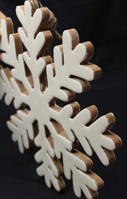 Zawieszka śnieżynka drewniana lakierowana 23cm (CH1-07724)-20%