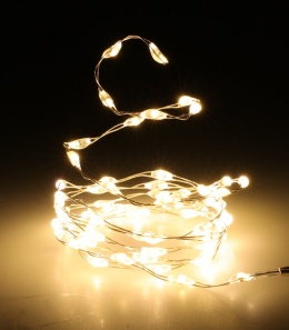 Lampki na druciku 66 microLED ciepłe dł.1m (AMZ800100)na baterie