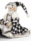 Elf siedzący w płaszczu w kratę (174416)