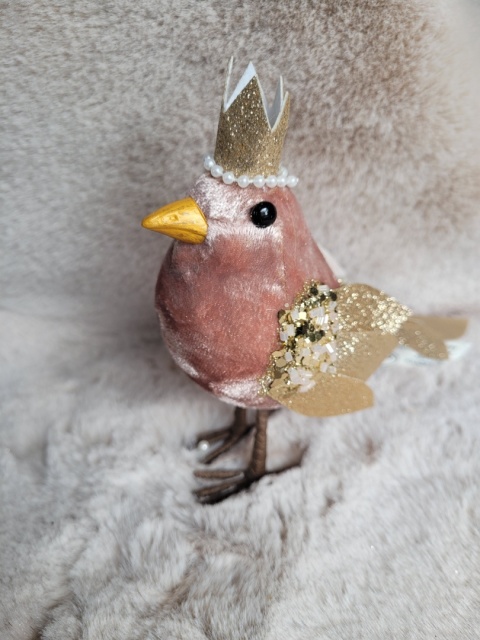 Bird in a Crown Pink Velvet (HN0836)