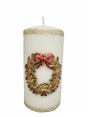 Ecru pillar candle 70x140 with wreath (163488)