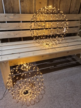 Kula metalowa 50cm ze światełkami 320LED ciepłe timer (AX2200220) wew/zew zasilacz