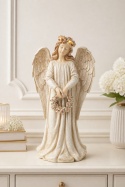 Pastel ceramic angel with LED wreath (KP0086)