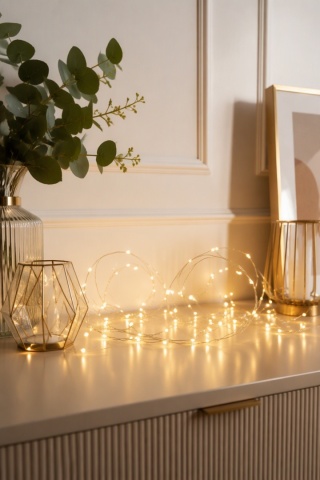Lampki na druciku 100LED ciepłe 495cm timer na baterie (AX9731540)