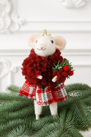 Mouse Ornament - ​​Burgundy Woolen Sweater (545364)(D)