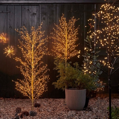 180 cm snow-dusted larch tree, 600 warm-white LEDs, timer (491596)