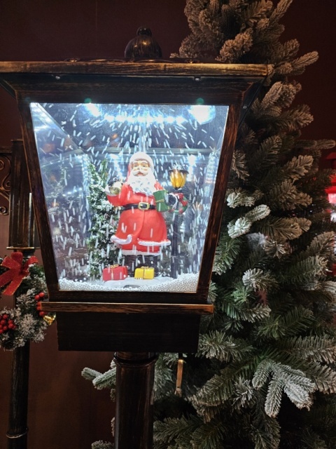180 cm Lantern, 33 LEDs, cold white light, swirling snow (489731), power adapter included
