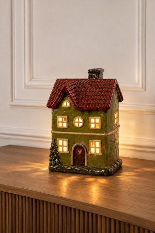 Kamienica LED ceramiczna zielona z choinką czerwony dach (ART21462)