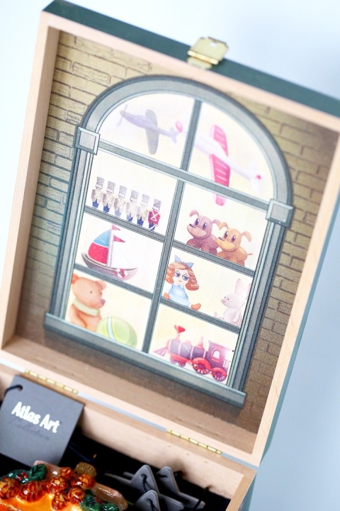 Atlas Art Box: Shop Window (Z0039AA)