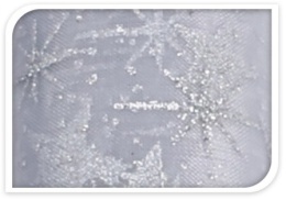 Organza biało/srebrna gwiazdki srebrny brokat (513441)