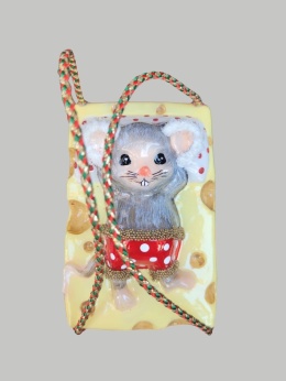 Bombka formowa: Mysz leżąca na serze (197)A