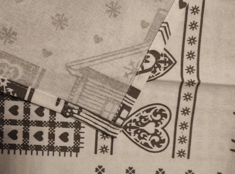 Bieżnik 40*150cm biały z szarymi domkami (SJ6-415) -40%