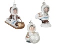 Glass bauble: Eskimo with a snow globe (129622)