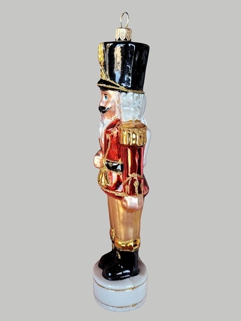 Christmas ornament: Nutcracker on a base (245) D